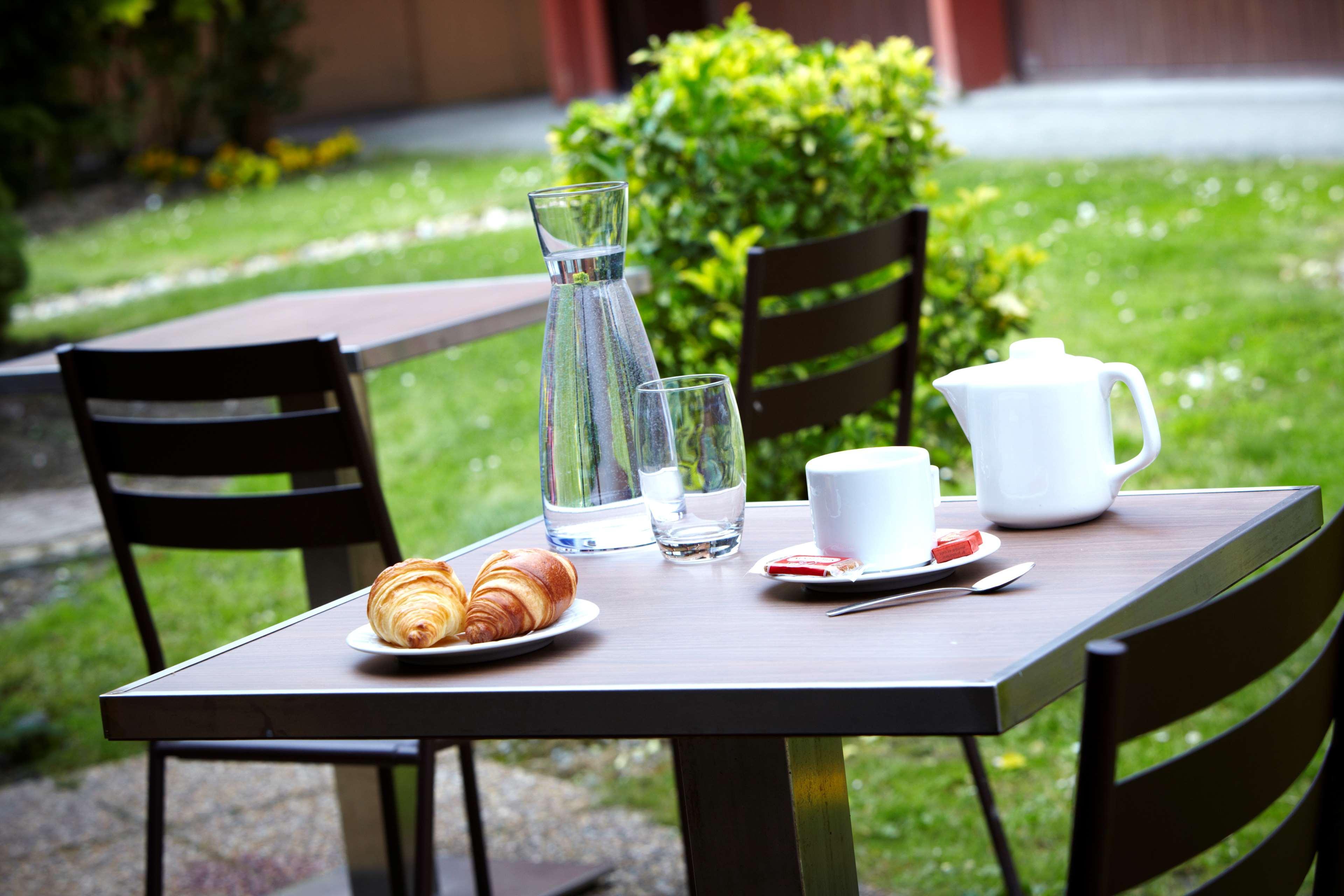 Hotel Campanile Hendaye Exterior foto