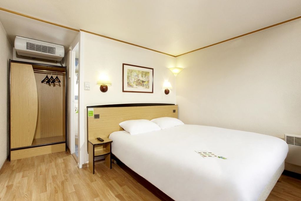 Hotel Campanile Hendaye Exterior foto